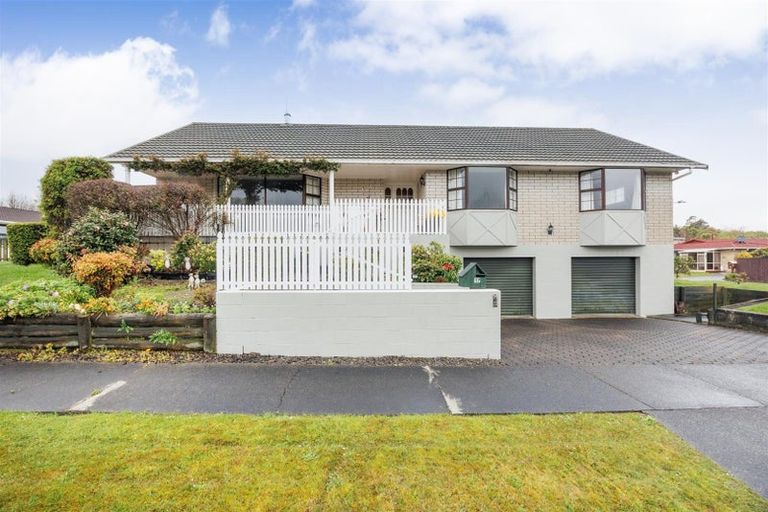 Photo of property in 17 Tennent Court, Marton, 4710