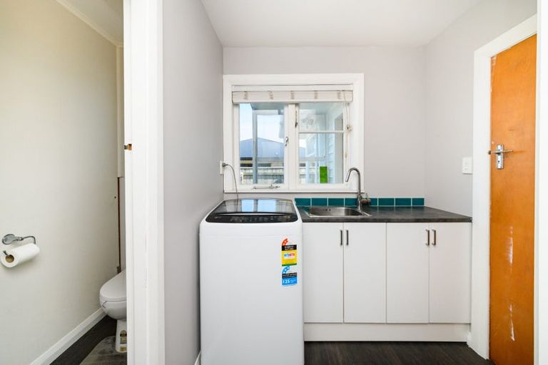 Photo of property in 9 Belvedere Crescent, Takaro, Palmerston North, 4412