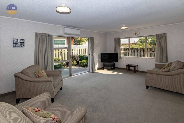 Photo of property in 3/427 Gloucester Street, Taradale, Napier, 4112