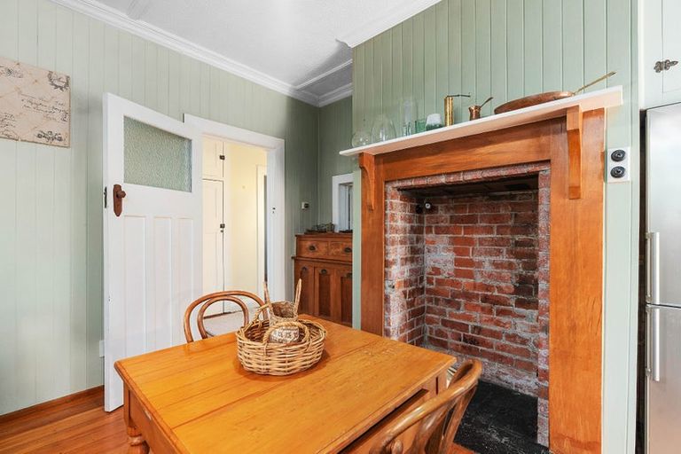 Photo of property in 182 High Street North, Carterton, 5713