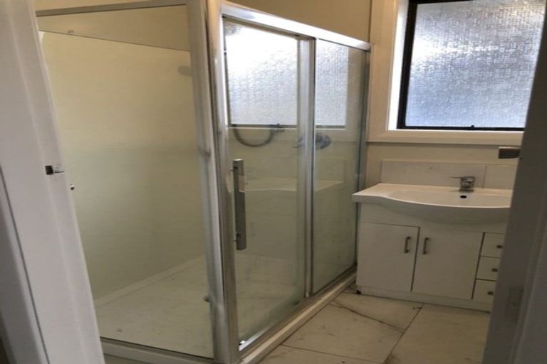 Photo of property in 13 Kaplan Avenue, Islington, Christchurch, 8042