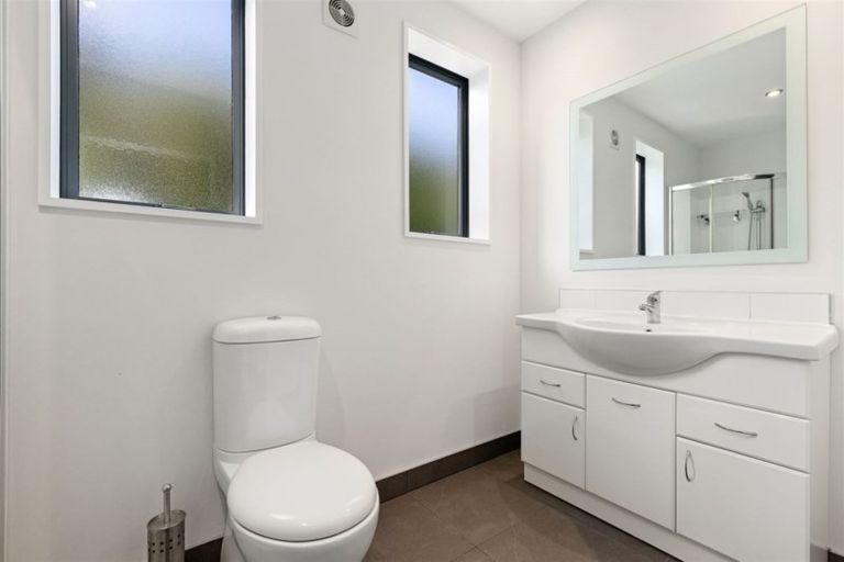 Photo of property in 77 Landsdowne Terrace, Cashmere, Christchurch, 8022