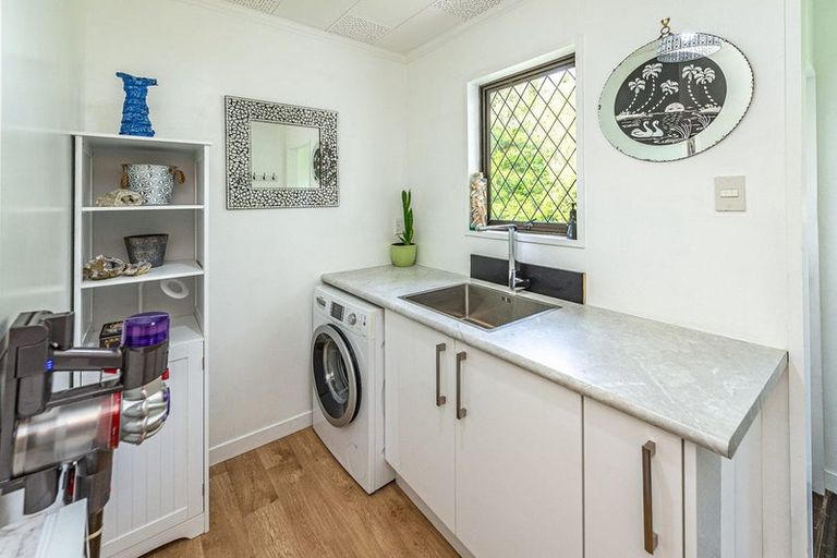 Photo of property in 1 Iwiroa Terrace, Durie Hill, Whanganui, 4500