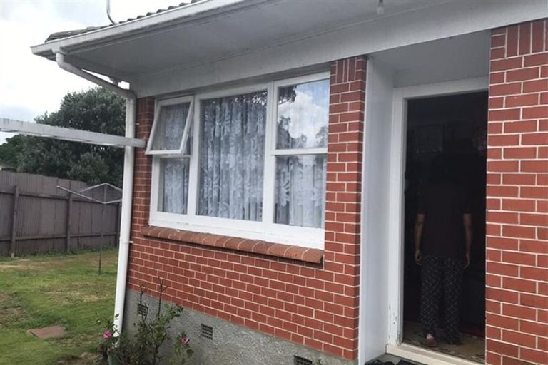 Photo of property in 1/42-44 Opaheke Road, Opaheke, Papakura, 2113