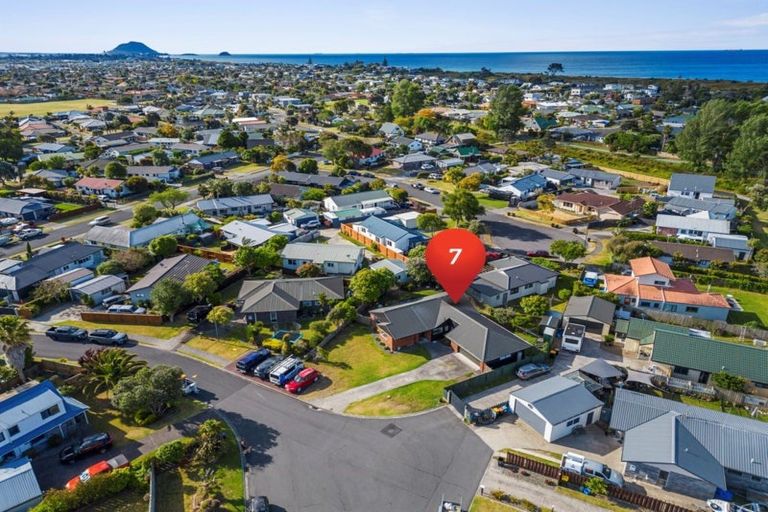 Photo of property in 7 Mackie Place, Papamoa Beach, Papamoa, 3118