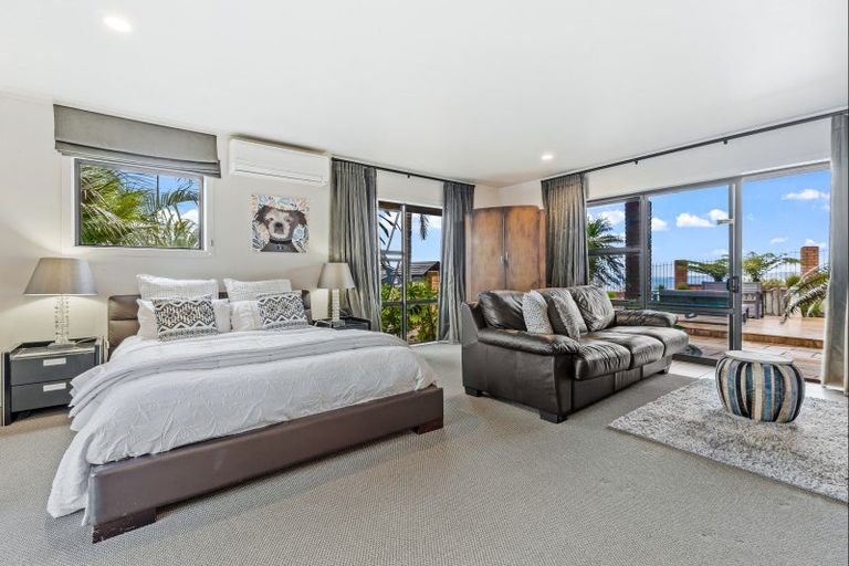 Photo of property in 5 Kotare Place, Sandspit, Warkworth, 0982