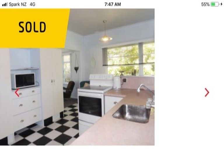 Photo of property in 341 Oxford Street, Levin, 5510