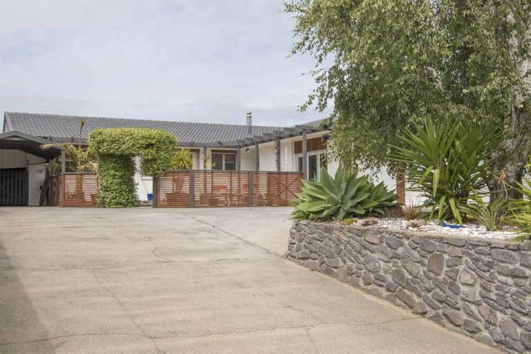 Photo of property in 8 Mayor View Terrace, Waihi Beach, 3611