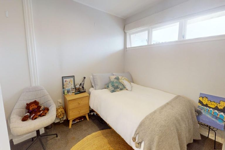 Photo of property in 12/4 Claremont Grove, Mount Victoria, Wellington, 6011