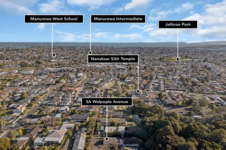 Photo of property in 3a Walpole Avenue, Hillpark, Auckland, 2102