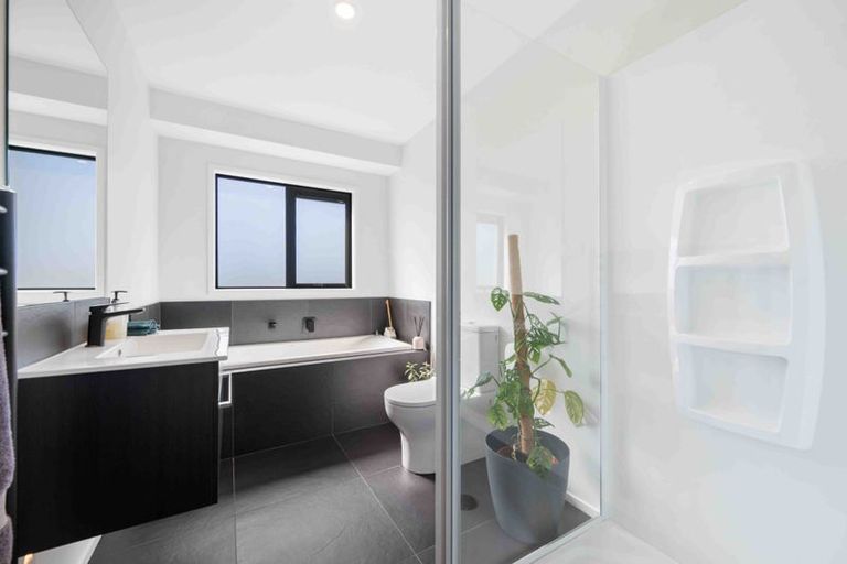 Photo of property in 2 Collie Road, Pukekohe, 2120