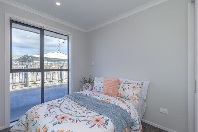 Photo of property in 83a Winchester Street, Levin, 5510