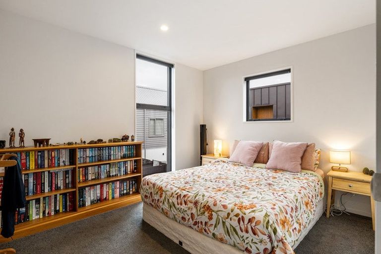 Photo of property in 2/12 Hume Street, Sydenham, Christchurch, 8023