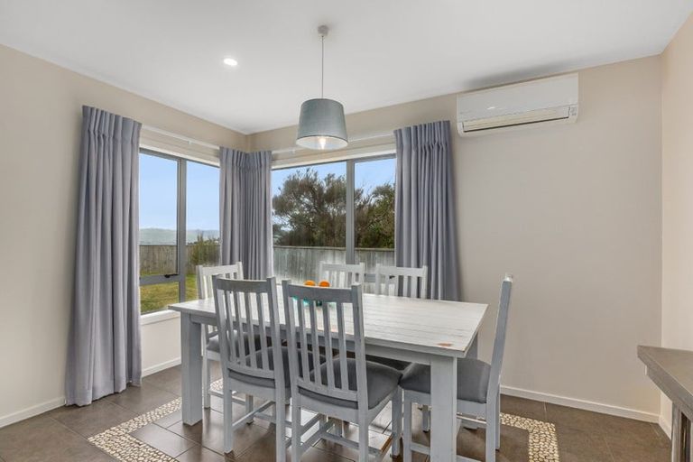 Photo of property in 5 Abbey Way, Whitby, Porirua, 5024