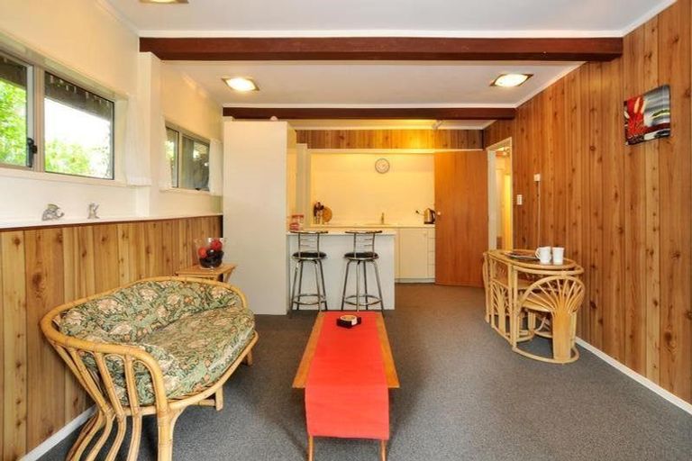 Photo of property in 10 Lauris Place, Birkdale, Auckland, 0626