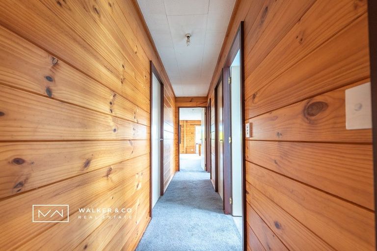 Photo of property in 84 Holdsworth Avenue, Trentham, Upper Hutt, 5018