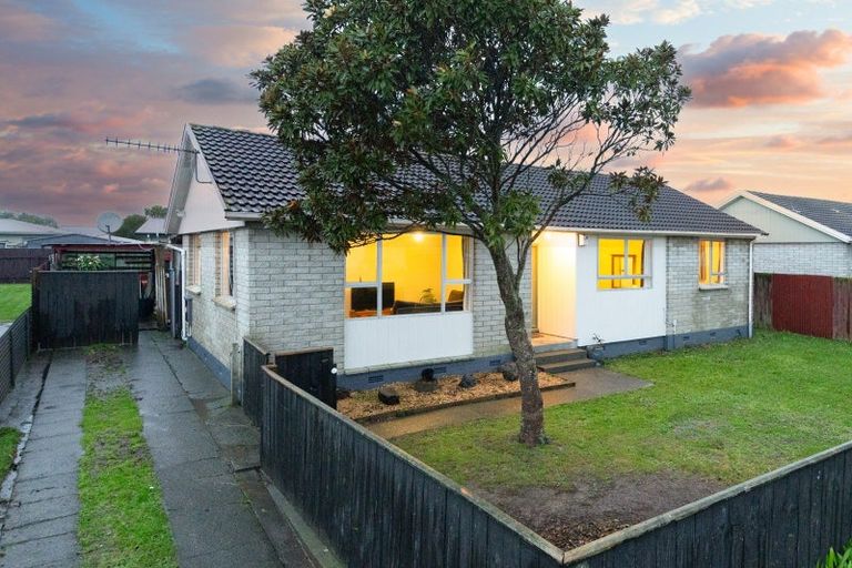 Photo of property in 76 Monowai Place, Westbrook, Palmerston North, 4412