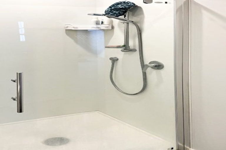 Photo of property in 9/170 Fraser Avenue, Johnsonville, Wellington, 6037