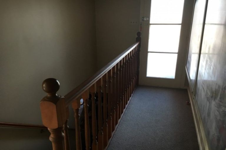 Photo of property in 8a Churchill Road, Judea, Tauranga, 3110