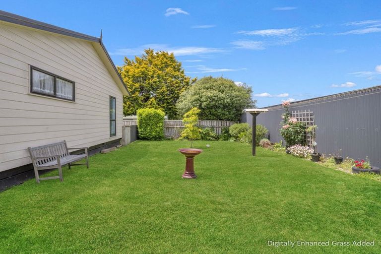 Photo of property in 21a Chester Street, Levin, 5510