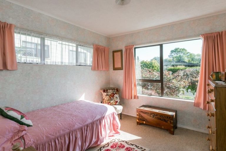 Photo of property in 2 Padfield Place, Havelock North, 4130