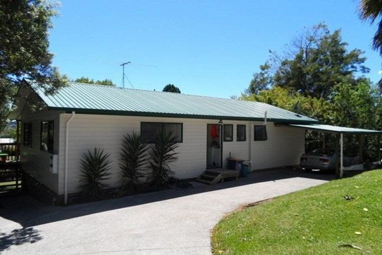 Photo of property in 6a Jillian Drive, Ranui, Auckland, 0612