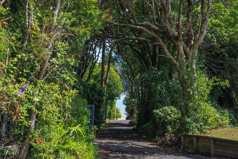 Photo of property in 41 Patui Avenue, Ngarimu Bay, Thames, 3575