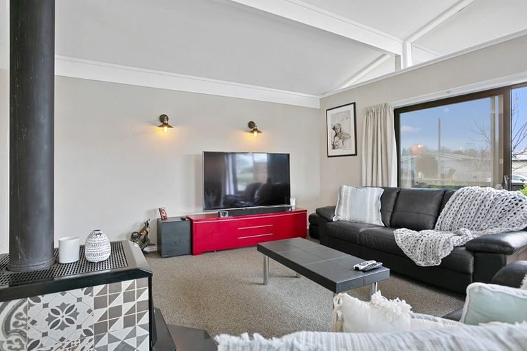 Photo of property in 48 Browning Street, Leamington, Cambridge, 3432