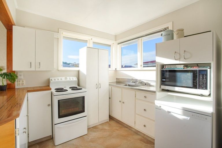 Photo of property in 39 Tararua Terrace, Cloverlea, Palmerston North, 4412