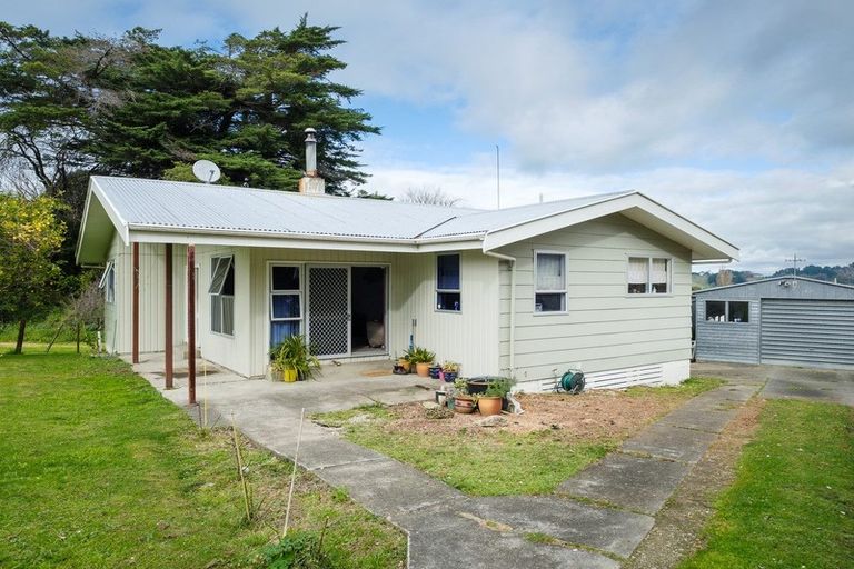 Photo of property in 227 Tyndall Road, Outer Kaiti, Gisborne, 4010