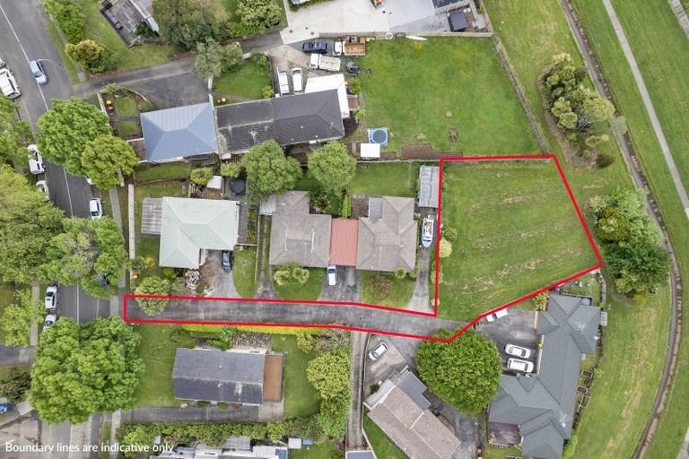 Photo of property in 50d Mirrabooka Avenue, Botany Downs, Auckland, 2010