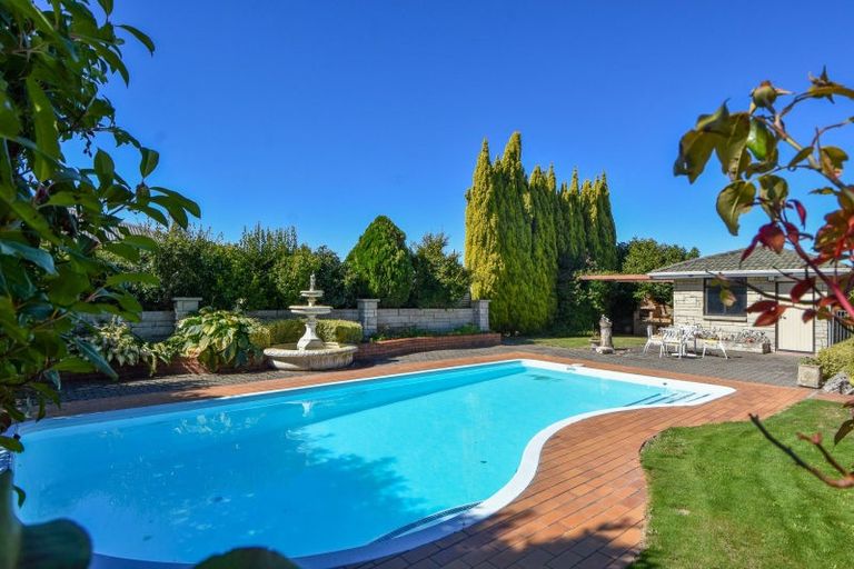 Photo of property in 26 Armstrong Avenue, Carterton, 5713