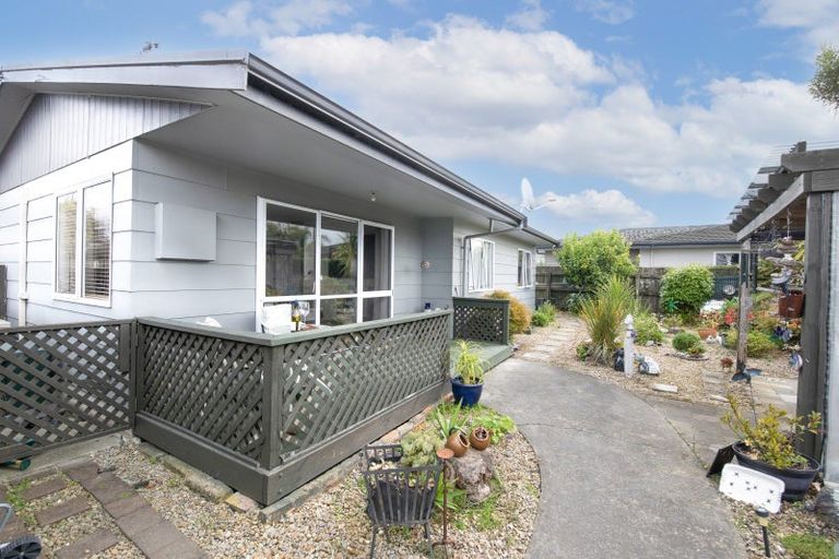Photo of property in 11c Hinton Road, Taradale, Napier, 4112