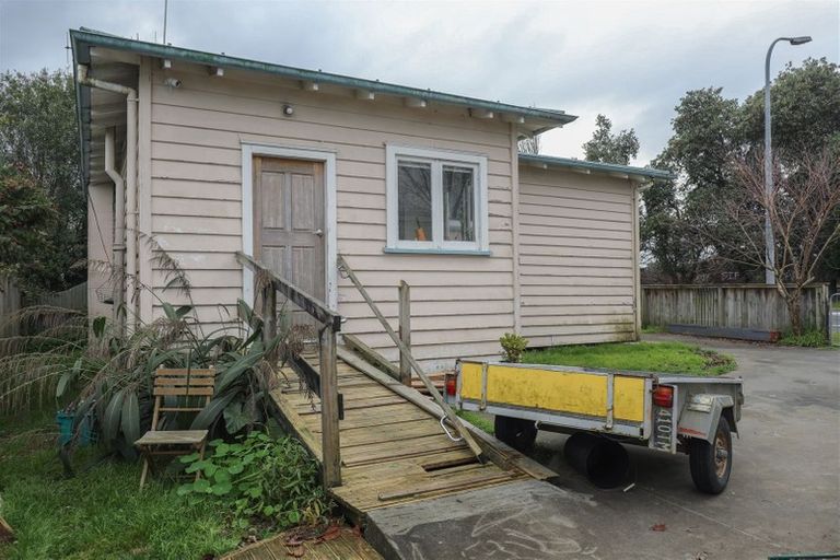 Photo of property in 206 Great South Road, Huntly, 3700