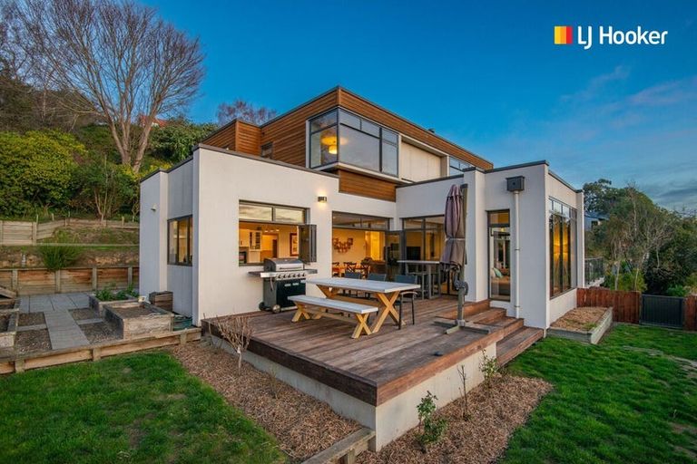 Photo of property in 23 Nore Street, Waihola, Milton, 9073