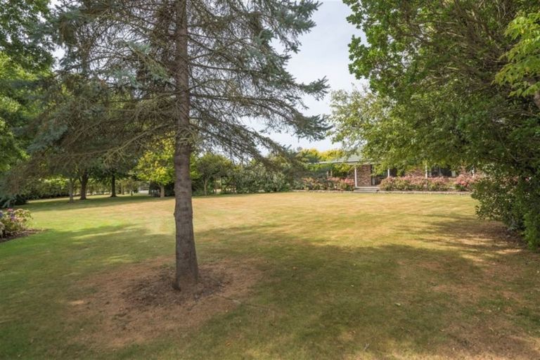 Photo of property in 2 Terrace Road, Leithfield, Amberley, 7481