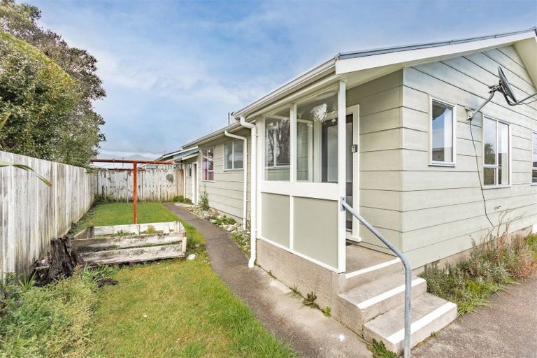 Photo of property in 86a Henley Street, Westport, 7825