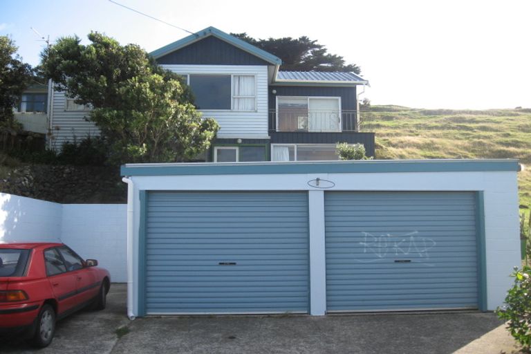 Photo of property in 45 Whanake Street, Titahi Bay, Porirua, 5022