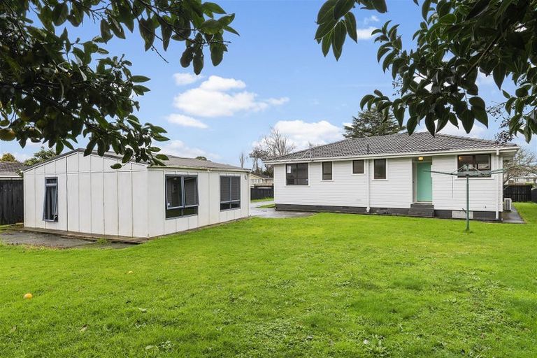 Photo of property in 132 Chichester Drive, Rosehill, Papakura, 2113