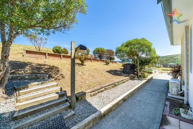 Photo of property in 109 Cypress Drive, Maungaraki, Lower Hutt, 5010