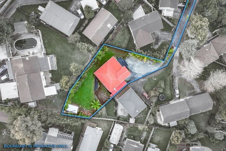 Photo of property in 327 Triangle Road, Massey, Auckland, 0614