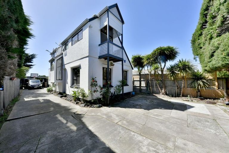 Photo of property in 133 Estuary Road, South New Brighton, Christchurch, 8062
