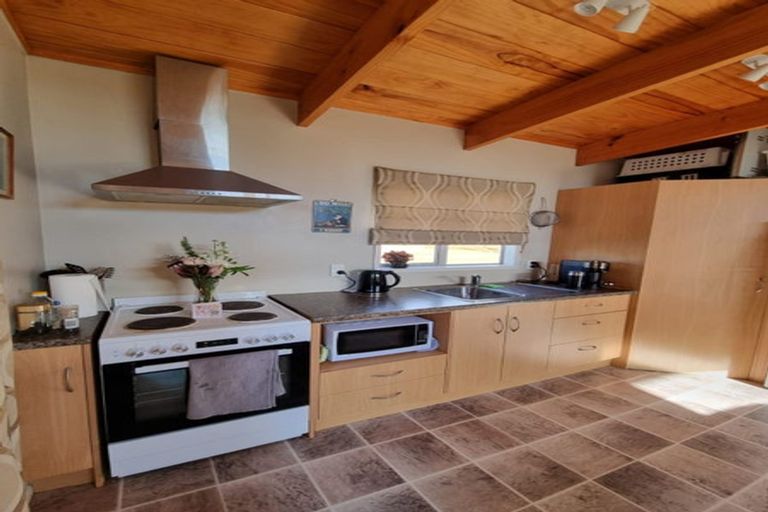 Photo of property in 80 James Cook Drive, Welcome Bay, Tauranga, 3112