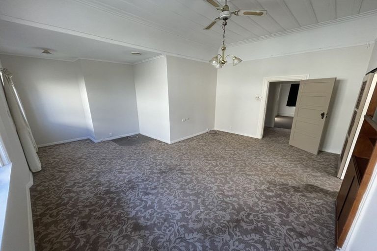 Photo of property in 3a Haverstock Road, Sandringham, Auckland, 1025