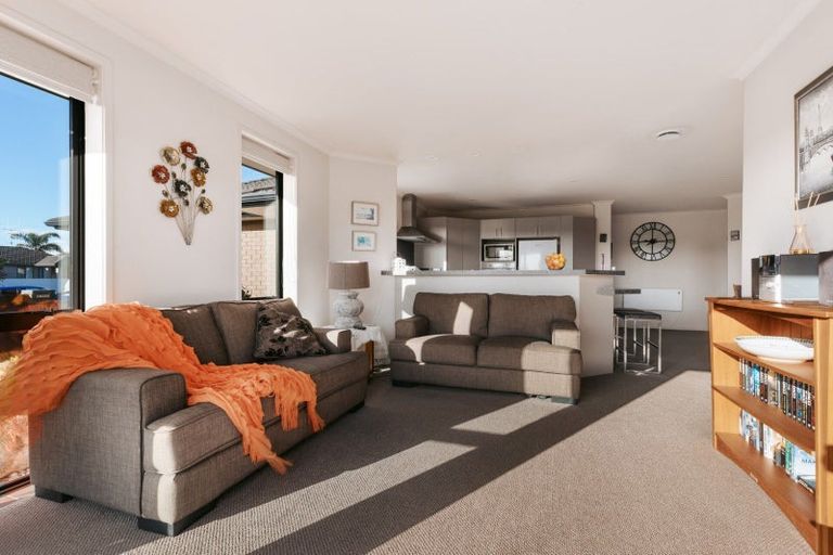 Photo of property in 63 Carrington Drive, Papamoa Beach, Papamoa, 3118