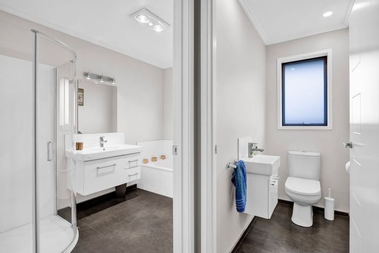 Photo of property in 12 Mercade Close, Stratford, 4332