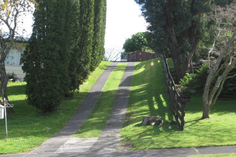 Photo of property in 22 Dunton Drive, Welcome Bay, Tauranga, 3112