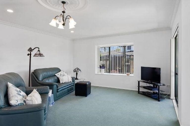 Photo of property in 18 Werahika Place, Whakatane, 3120