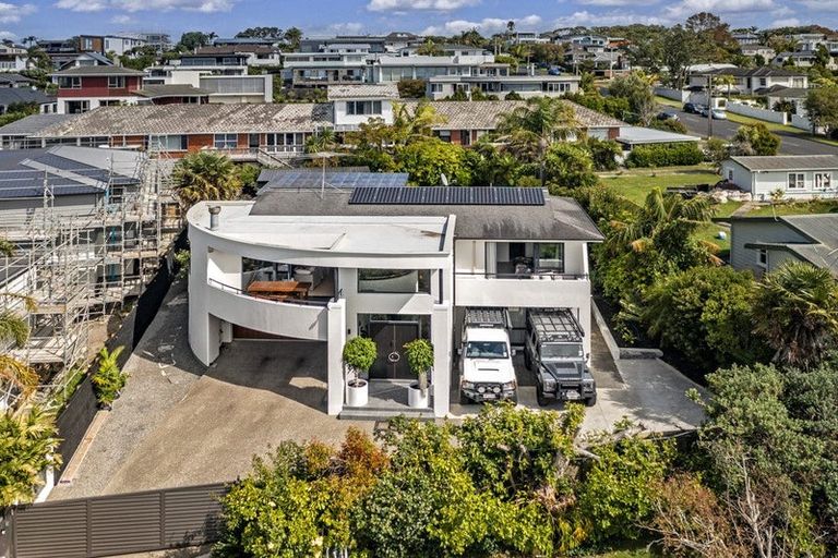 Photo of property in 22a Eastcliffe Road, Castor Bay, Auckland, 0620