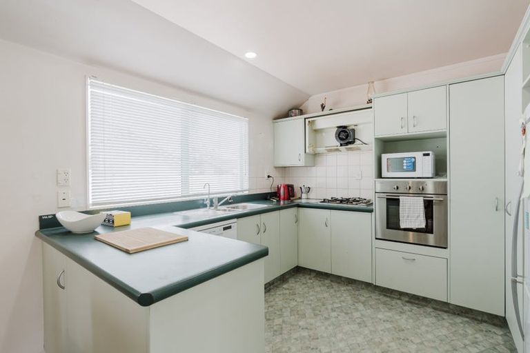 Photo of property in 10a Ashley Street, St Andrews, Hamilton, 3200